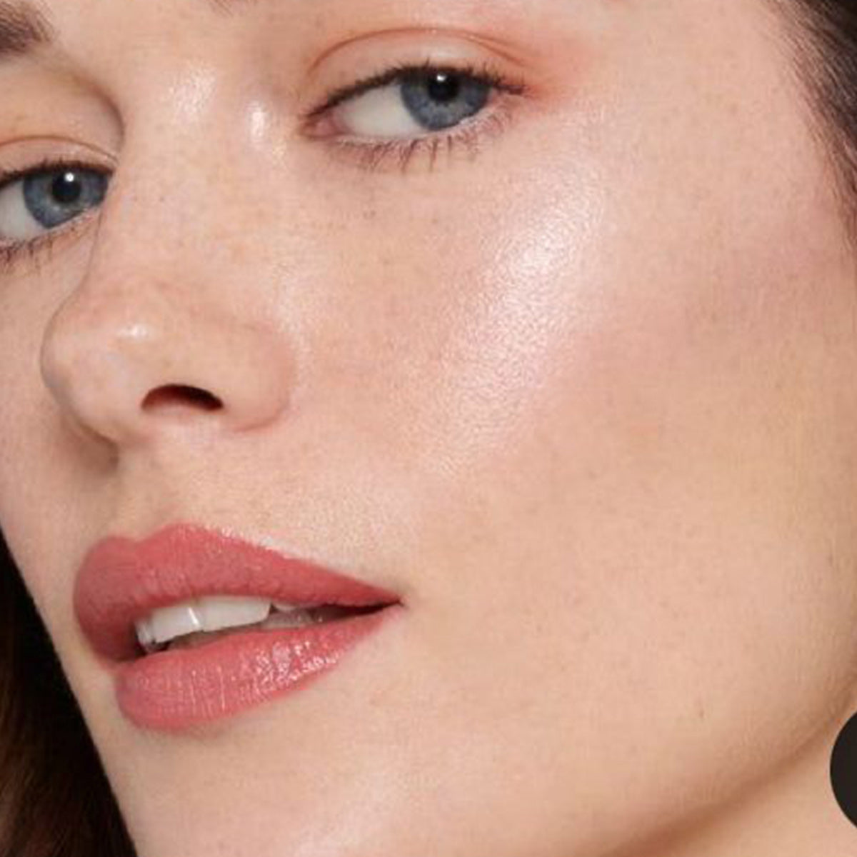 HKH Vitamin C Super Serum fürs Gesicht – Anti-Aging-Hautpflege Vitamin E Gesichtsserum-Kapseln mit Niacinamid – Vitamin-C-Serumöl für Frauen – Spendet Feuchtigkeit und sorgt für einen ebenmäßigen Teint – Ideal für unterwegs (38 Kapseln)